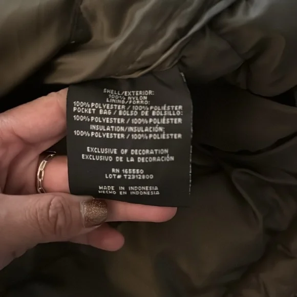 32° heat size woman’s medium vest - Picture 7 of 7